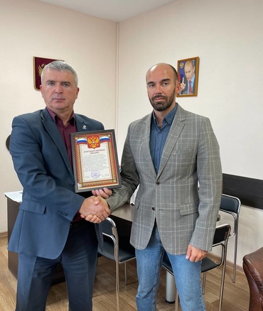 Передача инвалидных кресел госпиталю Ветеранов